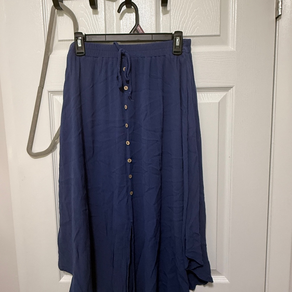 Chic Navy Button-Front Midi Skirt